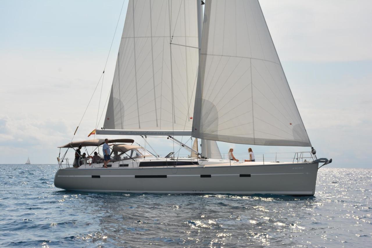 Bateau-hôtel Bavaria 56 / Velero